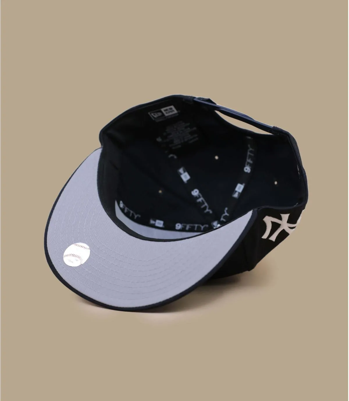 casquette snapback NY bleu marine fleurs - Flower Wordmark 9Fifity NY New Era : Headict