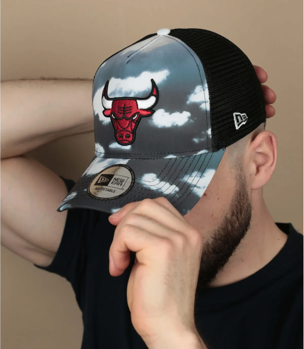 Casquette trucker bulls nuages - Trucker Cloud AOP Bulls grey New Era : Headict