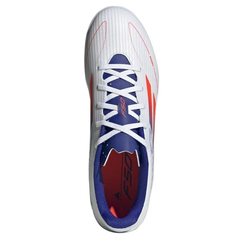 Chaussures de football Adidas F50 Club en IF1345 blanche