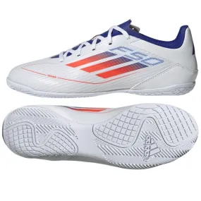 Chaussures de football Adidas F50 Club en IF1345 blanche