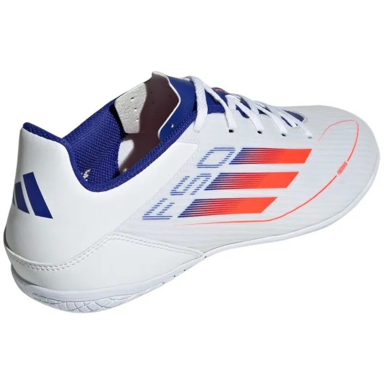 Chaussures de football Adidas F50 Club en IF1345 blanche