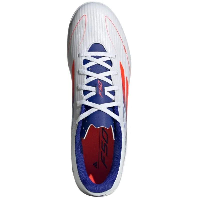 Chaussures de football Adidas F50 Club en IF1345 blanche