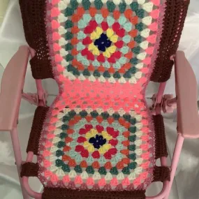 Exclusif .chic chaise pliante au crochet ,acrylique multicolore pour petite princesse .idéal pour cadeau