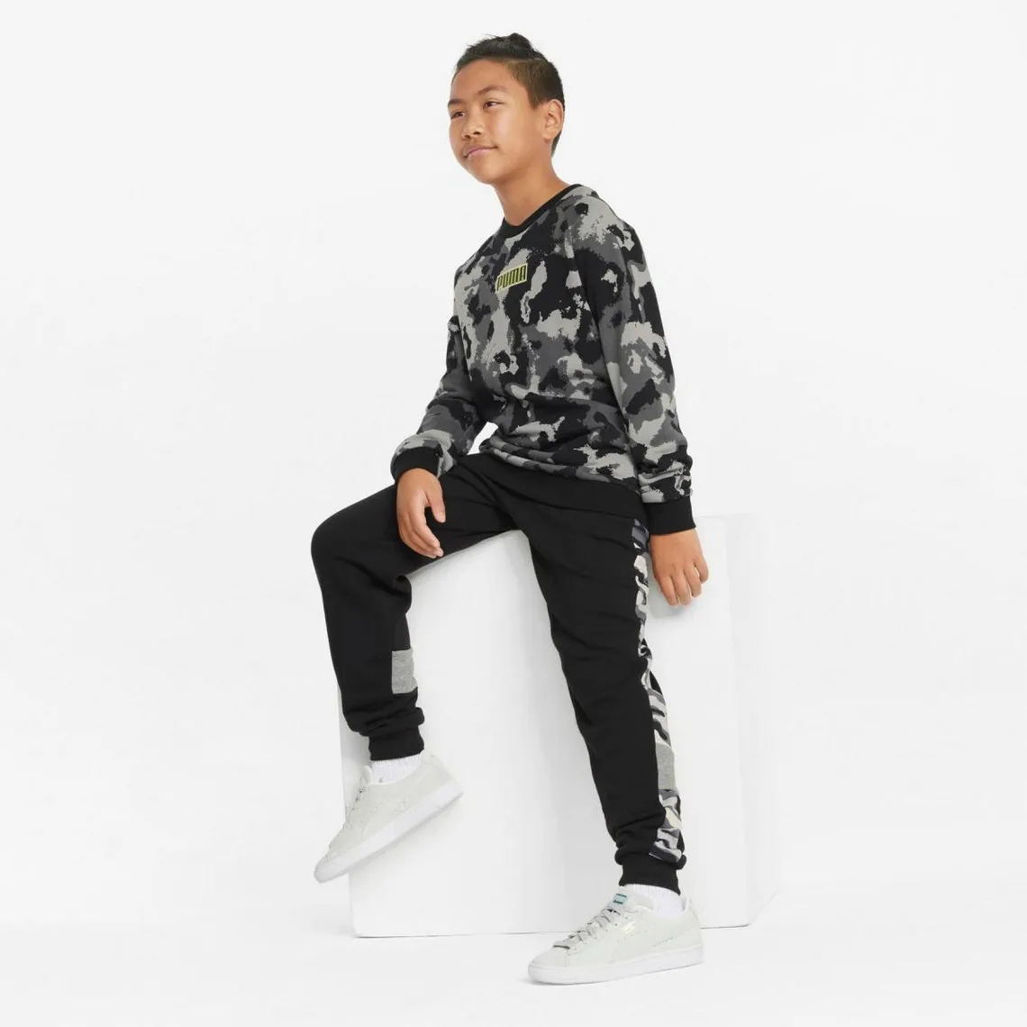 Jogging ajusté à motif camouflage ESS+CAMO noir en coton | 3 Suisses