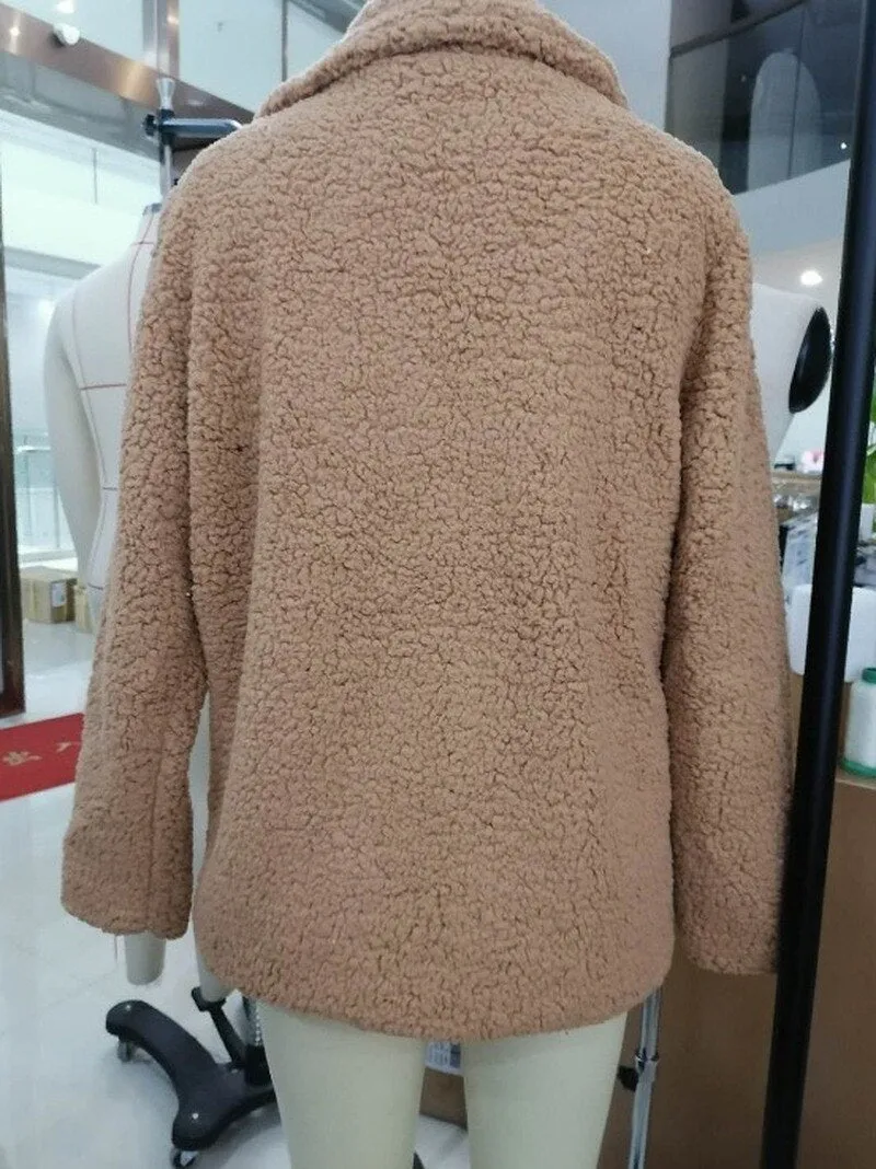 Manteau ample en peluche d'hiver pour femme