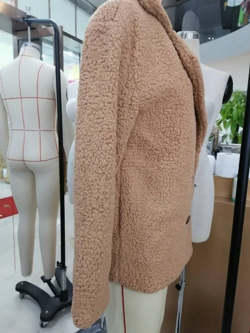 Manteau ample en peluche d'hiver pour femme