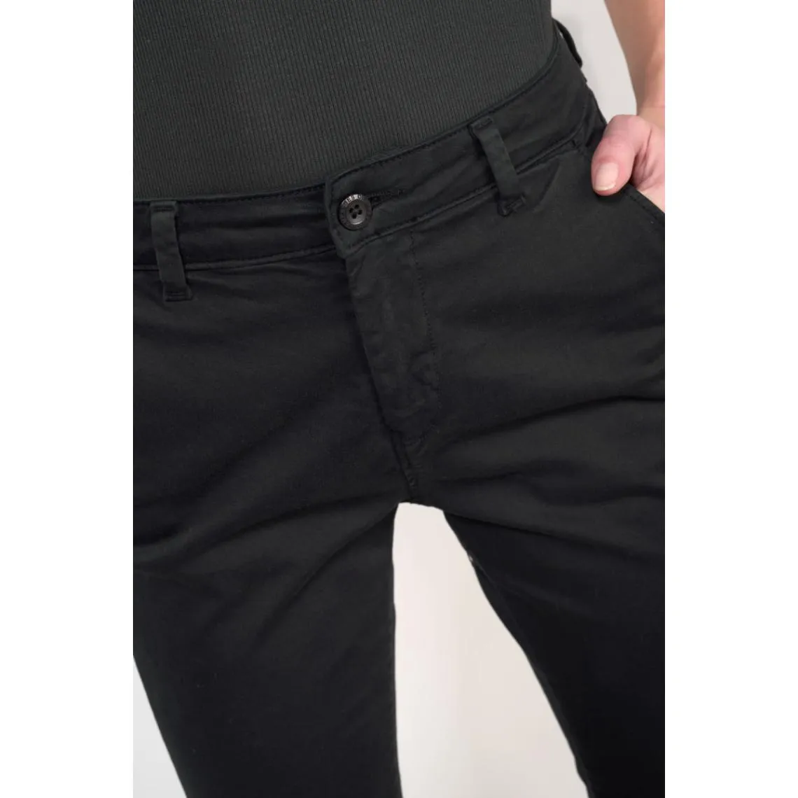 Pantalon chino DYLI 6 noir June en coton | 3 Suisses