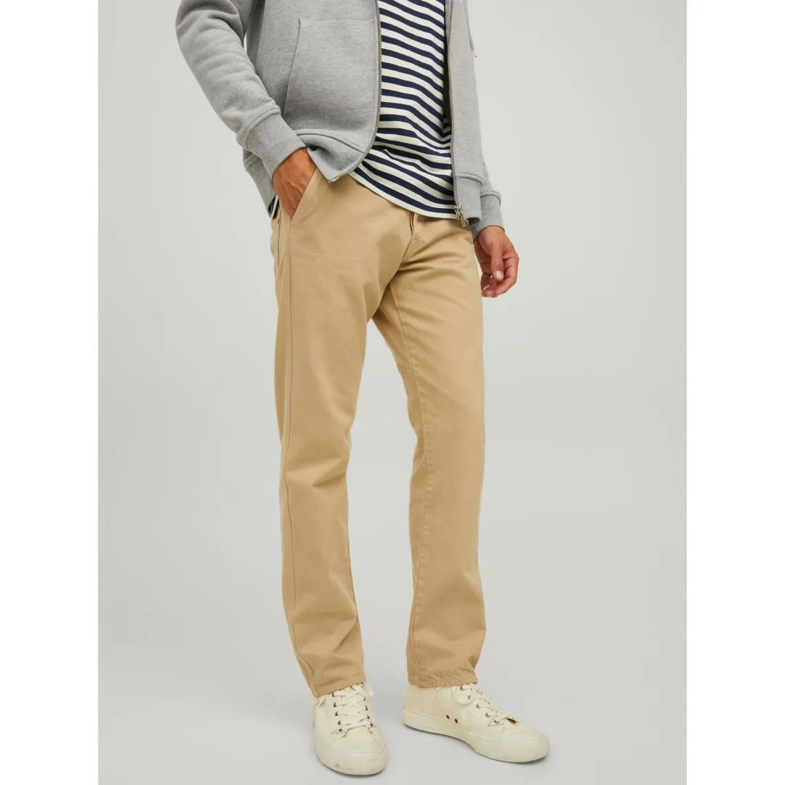 Pantalon chino Loose Fit Gris beige en coton | 3 Suisses