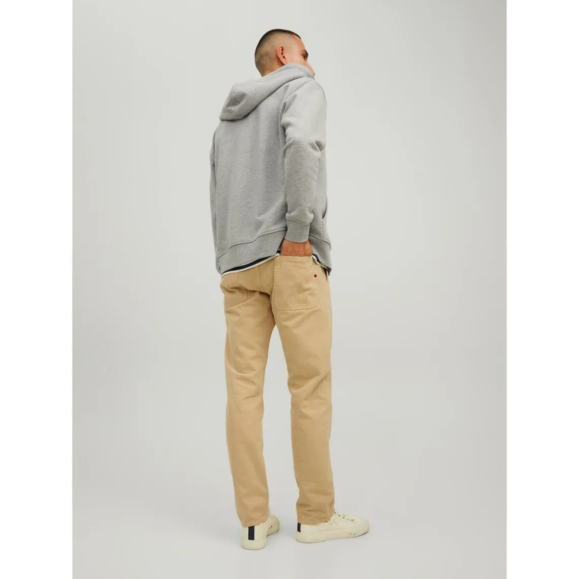 Pantalon chino Loose Fit Gris beige en coton | 3 Suisses