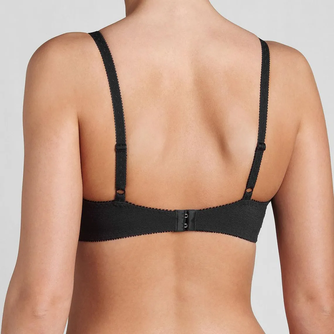 Soutien-Gorge Armaturé Noir | Emboîtant 3 SUISSES