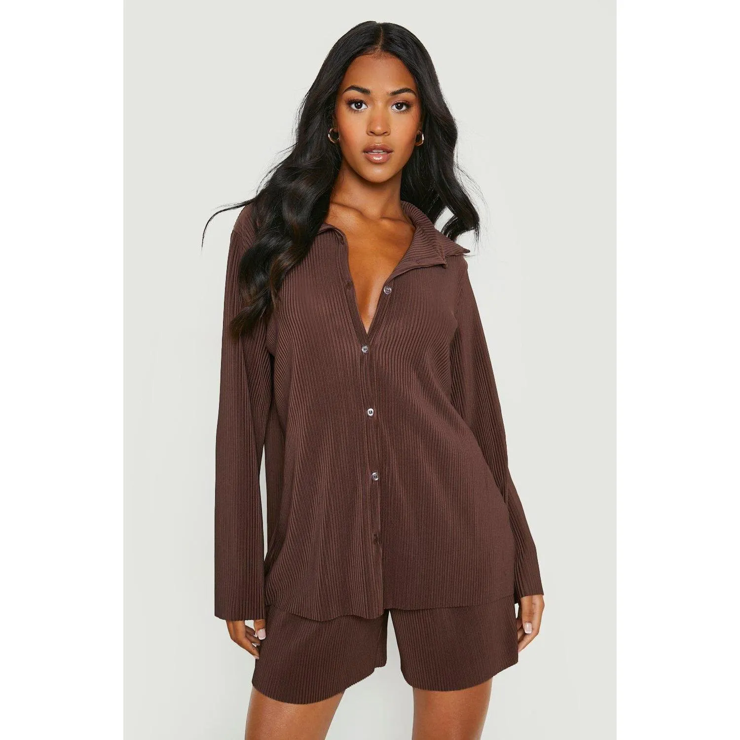 Tall – Chemise oversize plissée à manches longues – Marron chocolat