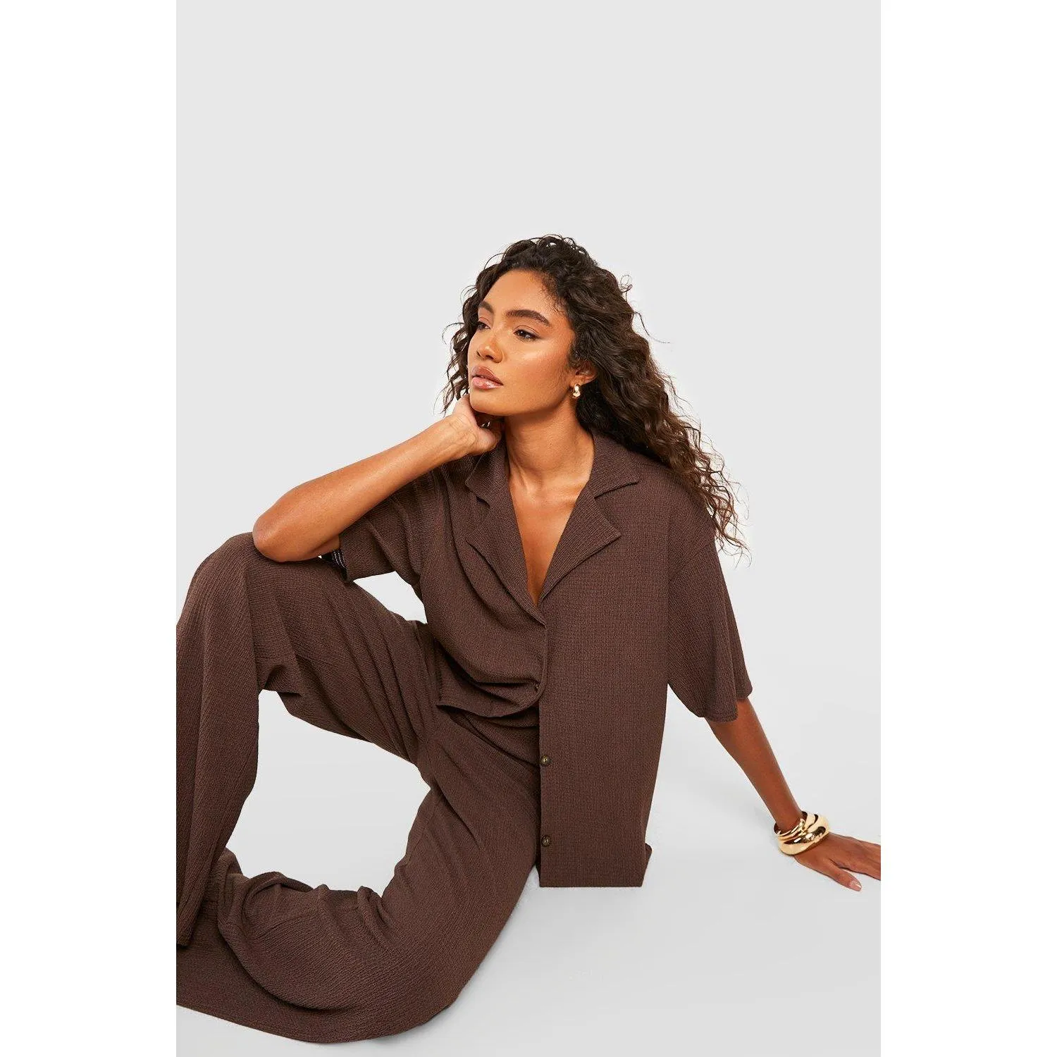 Tall – Chemise texturée en tissu gaufré – Marron chocolat